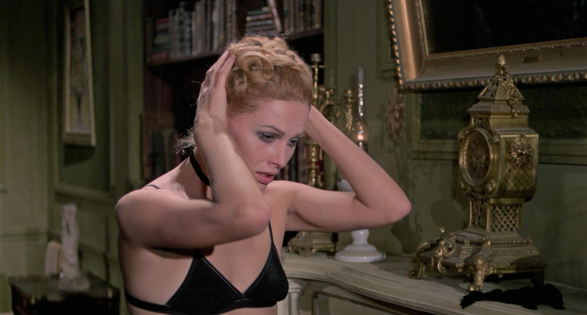 The Murder Mansion (1972) Screenshot 5 