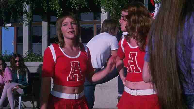The Cheerleaders (1973) Screenshot 2