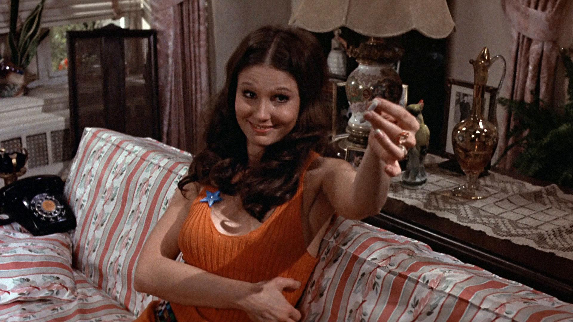 Last of the Red Hot Lovers (1972) Screenshot 5 