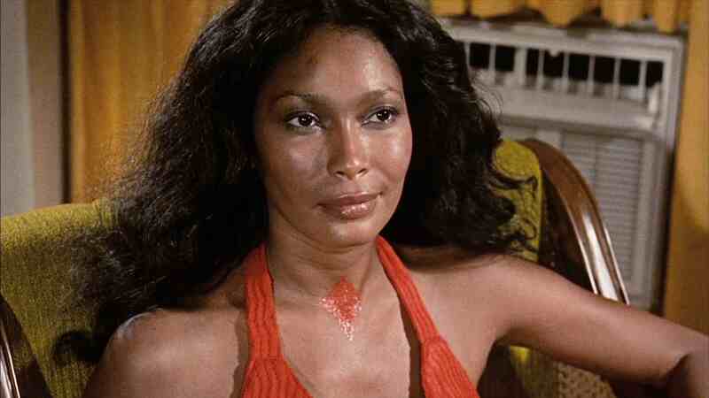 Night of the Cobra Woman (1972) Screenshot 4