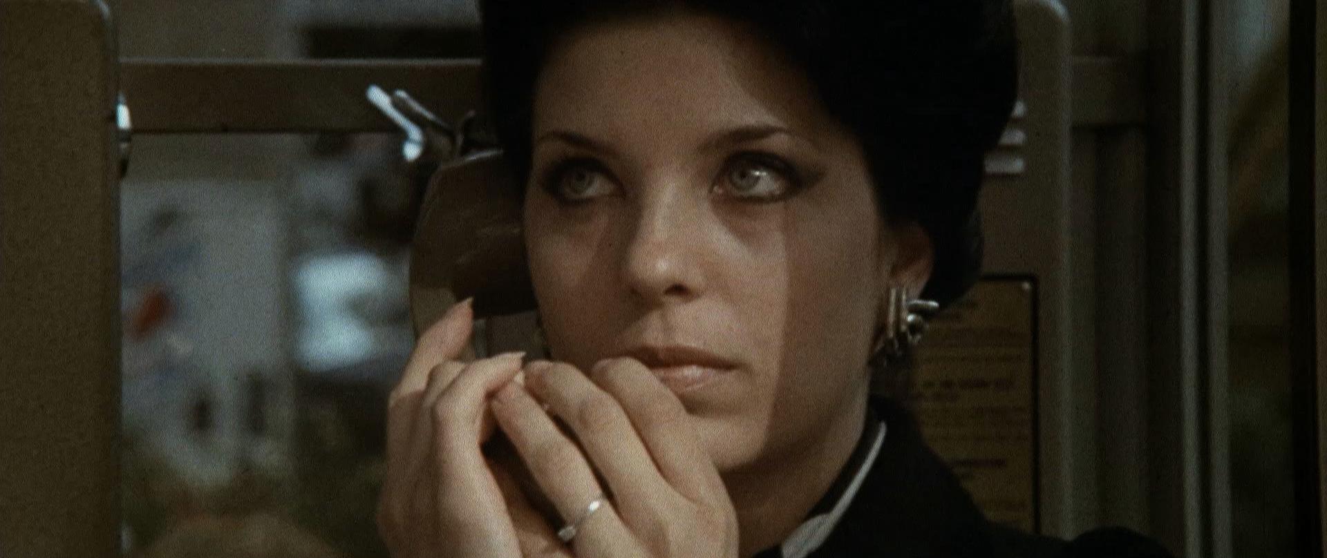 The Case of the Bloody Iris (1972) Screenshot 4