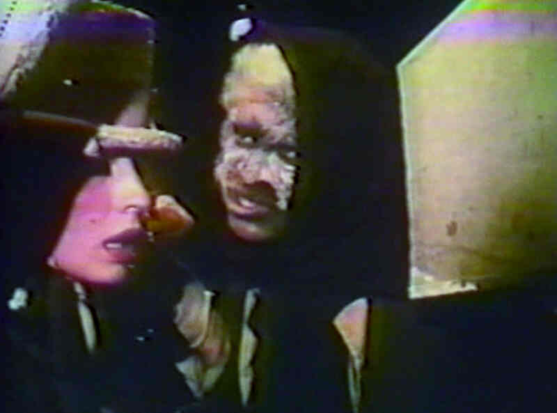 The Rats Are Coming! The Werewolves Are Here! (1972) Screenshot 3