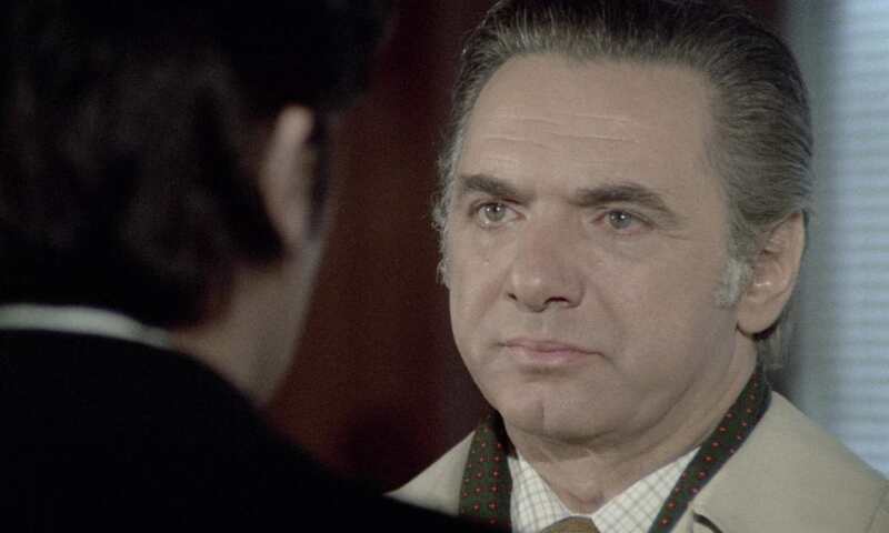 Someone Is Bleeding (1974) Screenshot 2