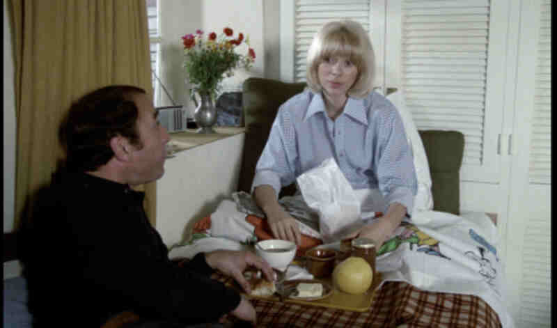 Someone Is Bleeding (1974) Screenshot 5