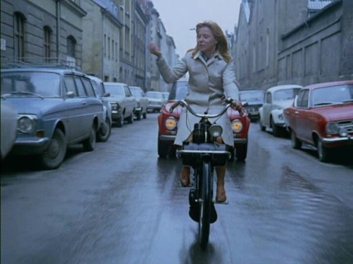A Free Woman (1972) Screenshot 5