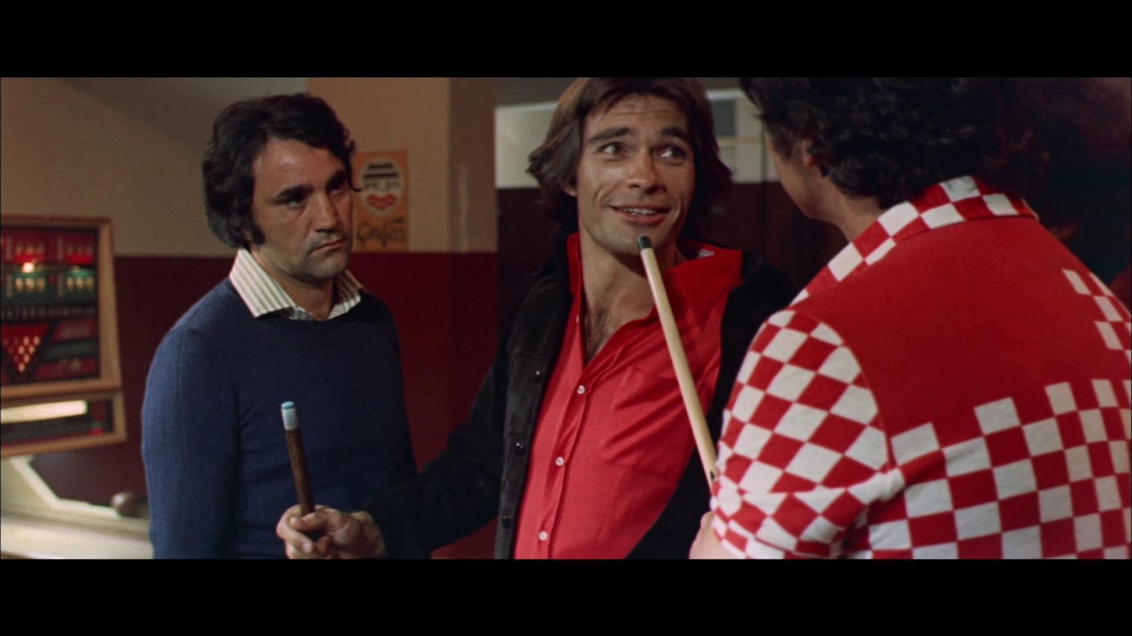 The Violent Professionals (1973) Screenshot 1
