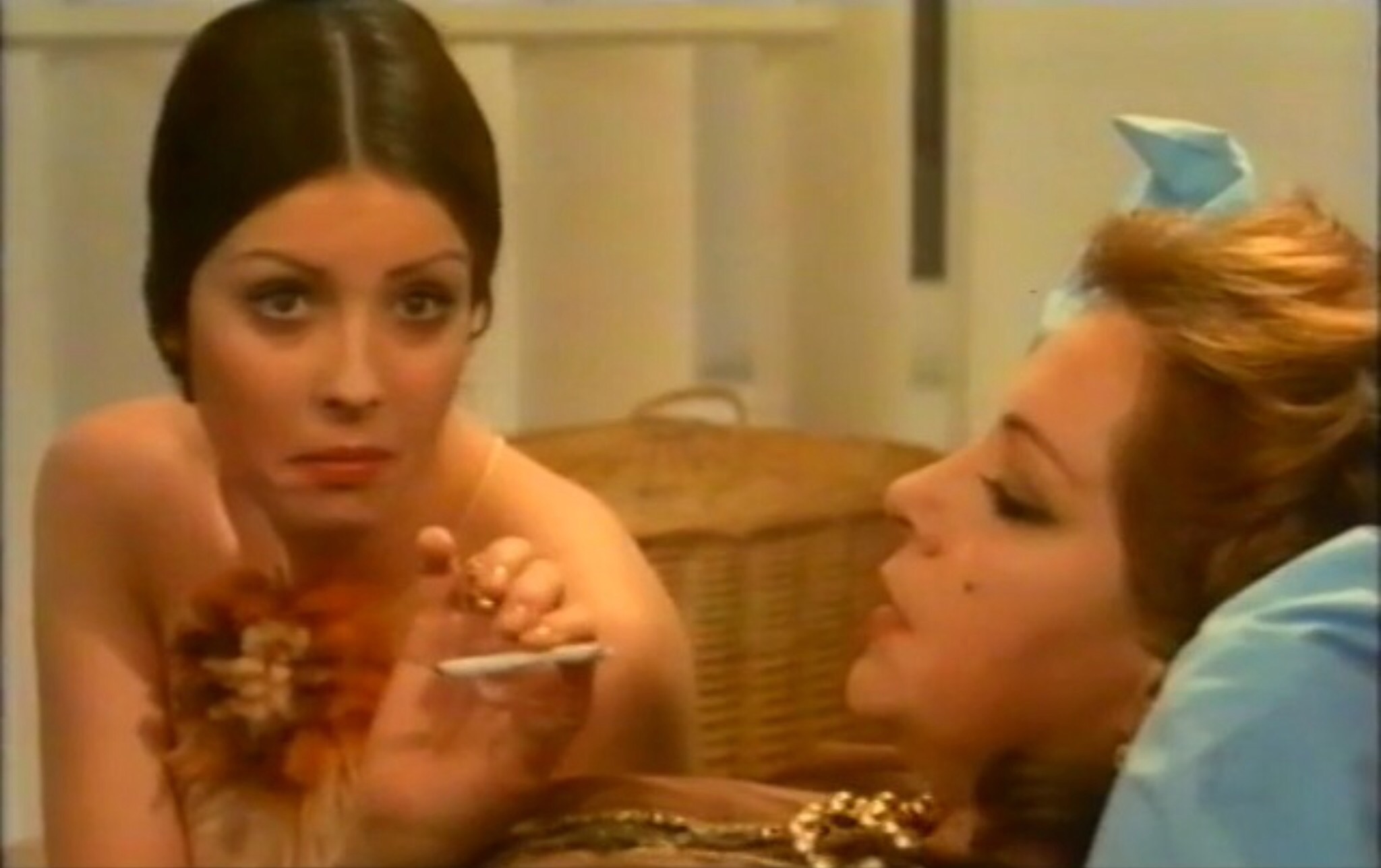 Clara es el precio (1975) Screenshot 2