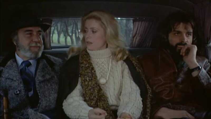 The Woman in Red Boots (1974) Screenshot 5