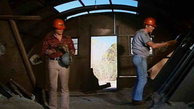 Killdozer (1974) Screenshot 5