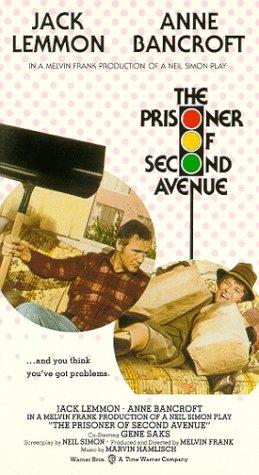 The Prisoner of Second Avenue (1975) Screenshot 5