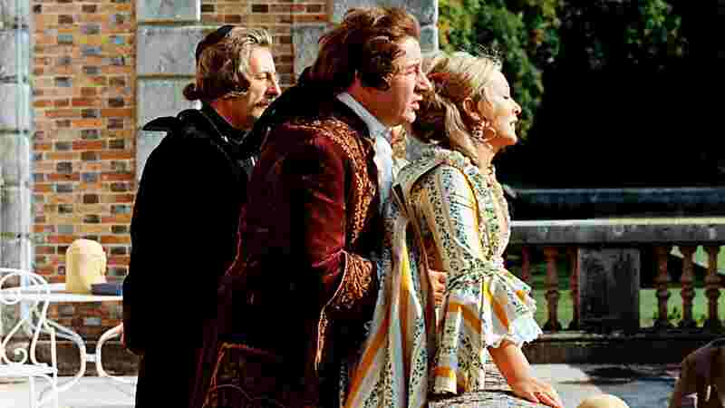 Let Joy Reign Supreme (1975) Screenshot 5