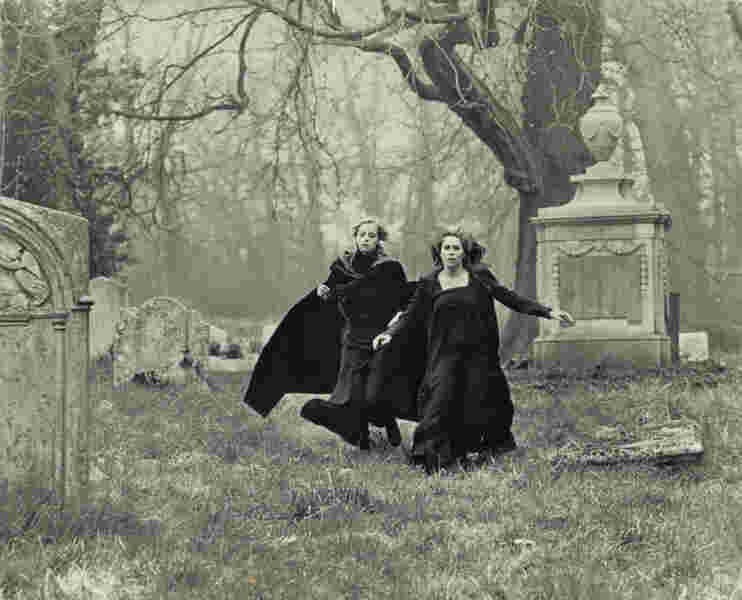 Vampyres (1974) Screenshot 1