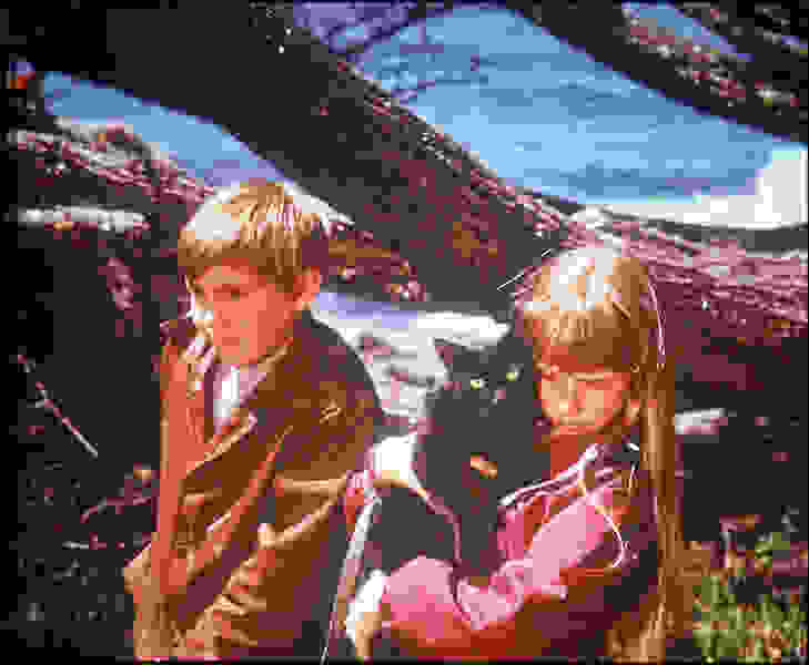 Escape to Witch Mountain (1975) Screenshot 1