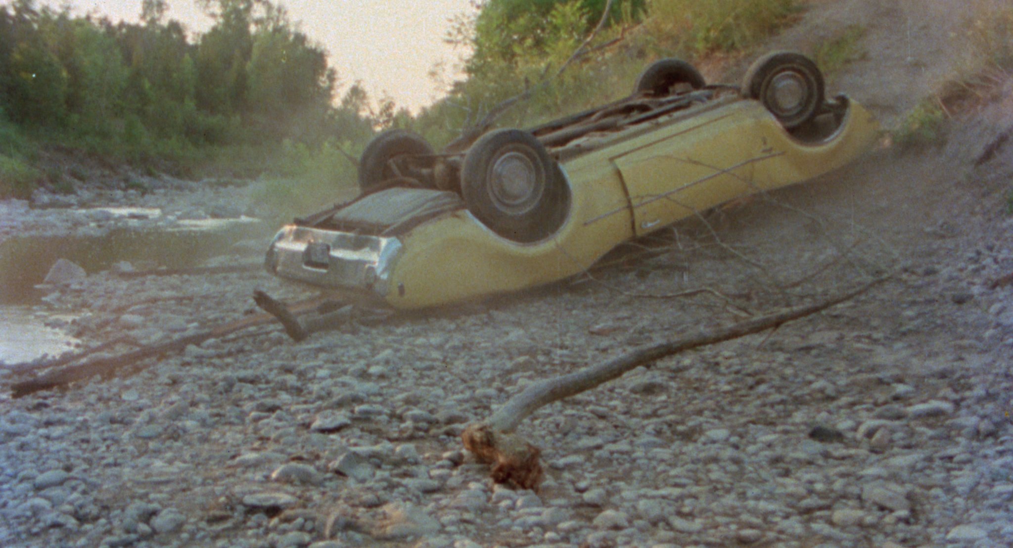 Sudden Fury (1975) Screenshot 4