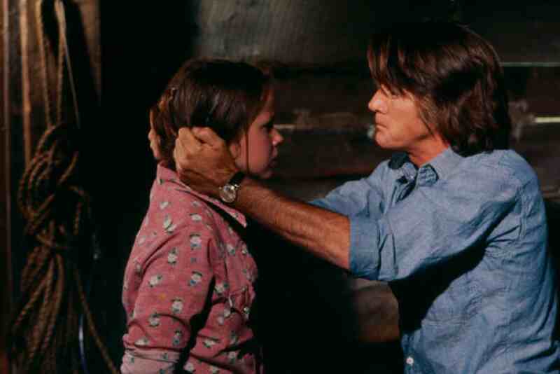 Sweet Hostage (1975) Screenshot 2