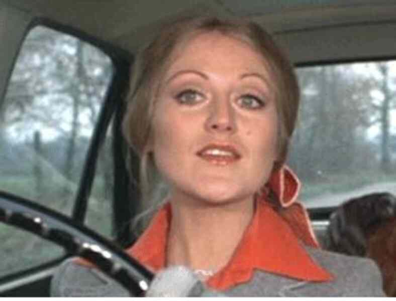 Confessions of a Driving Instructor (1976) Screenshot 4
