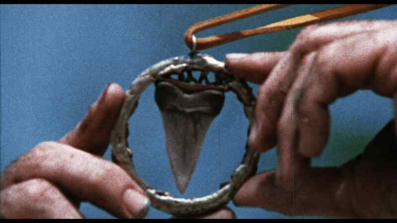 Mako: The Jaws of Death (1976) Screenshot 4