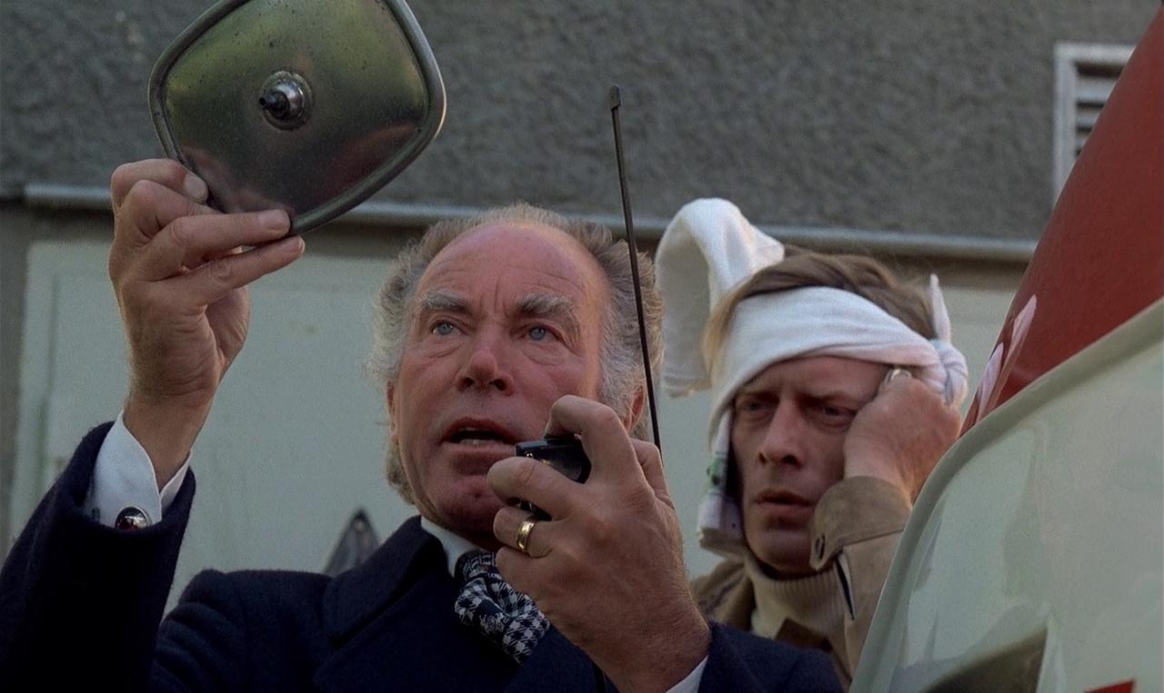 Man on the Roof (1976) Screenshot 3