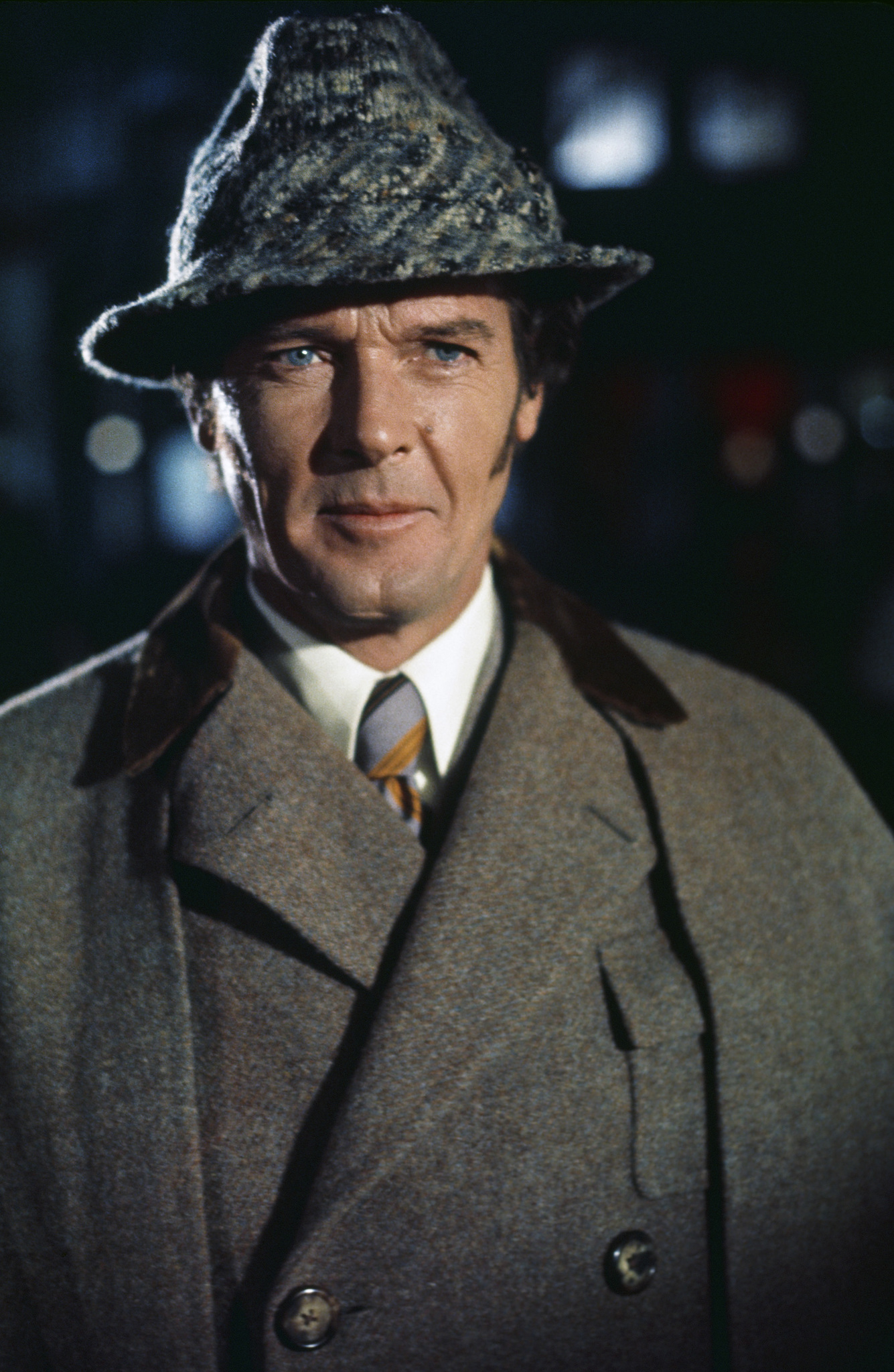 Sherlock Holmes in New York (1976) Screenshot 2