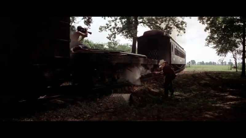 The Town That Dreaded Sundown (1976) Screenshot 2