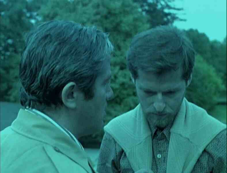 Camouflage (1977) Screenshot 4
