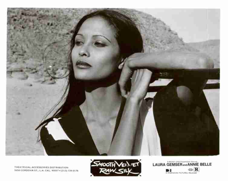 Black Emmanuelle, White Emmanuelle (1976) Screenshot 5