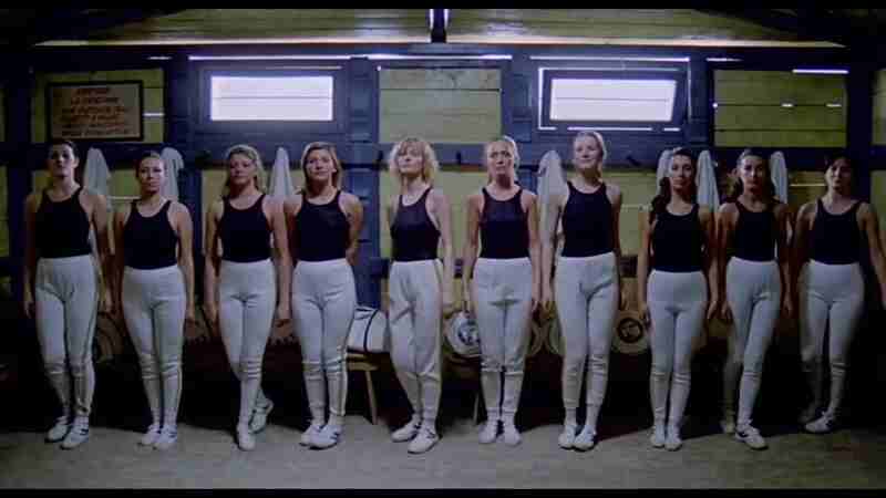 Beach House (1977) Screenshot 5