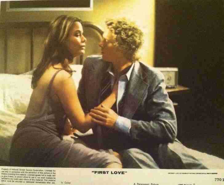 First Love (1977) Screenshot 4