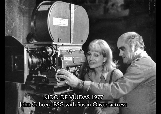 Nido de viudas (1977) Screenshot 1