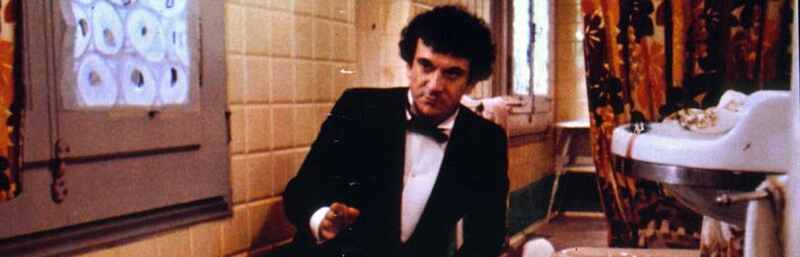 Tutti defunti... tranne i morti (1977) Screenshot 5