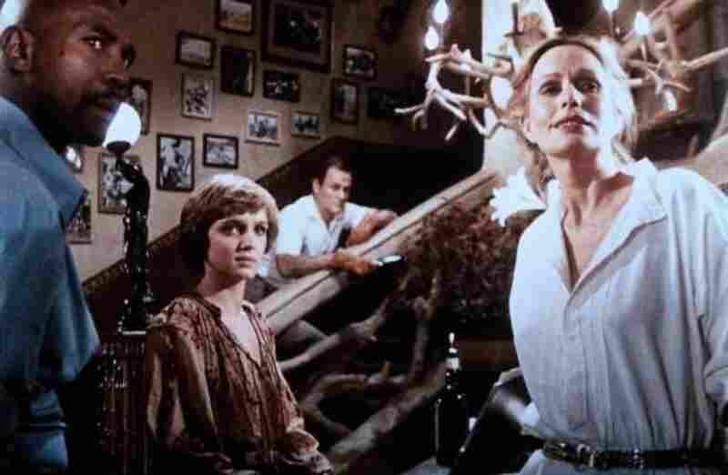 It Rained All Night the Day I Left (1980) starring Tony Curtis on DVD DVD It Rained All Night the Day I Left (1980) Screenshot 3
