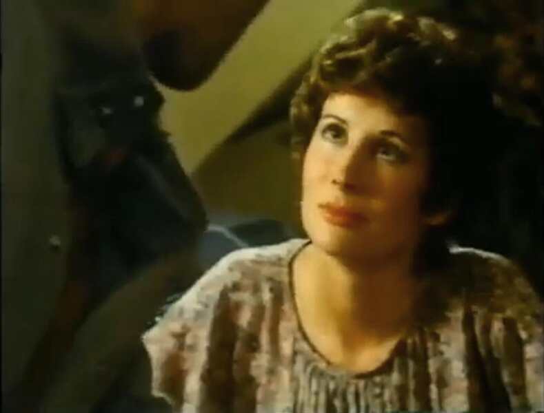 She's Dressed to Kill (1979) Screenshot 1