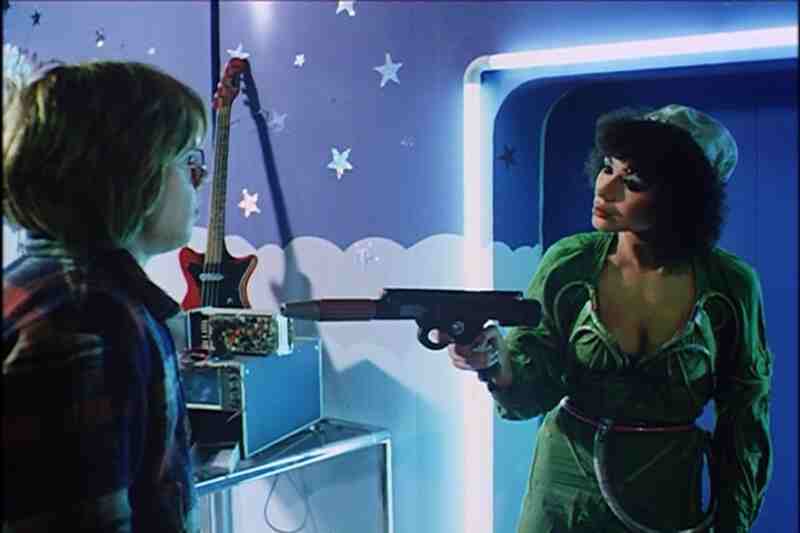 Spaced Out (1979) Screenshot 5