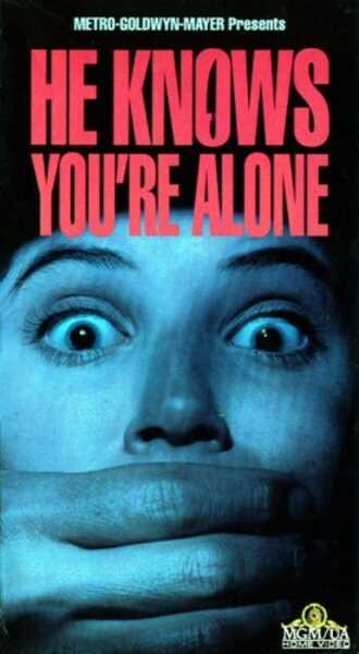 He Knows You're Alone (1980) Screenshot 3