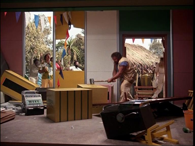 Banana Joe (1982) Screenshot 5