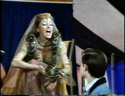 Side Show (1981) Screenshot 2