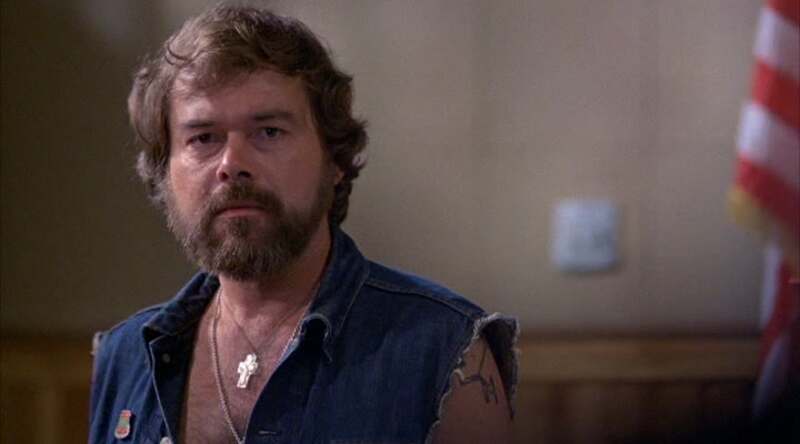 Fast-Walking (1982) Screenshot 4