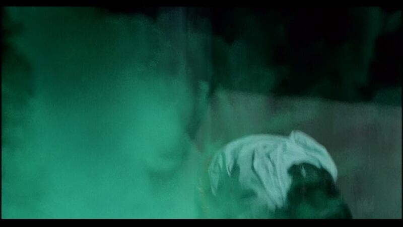 Roaring Fire (1981) Screenshot 3