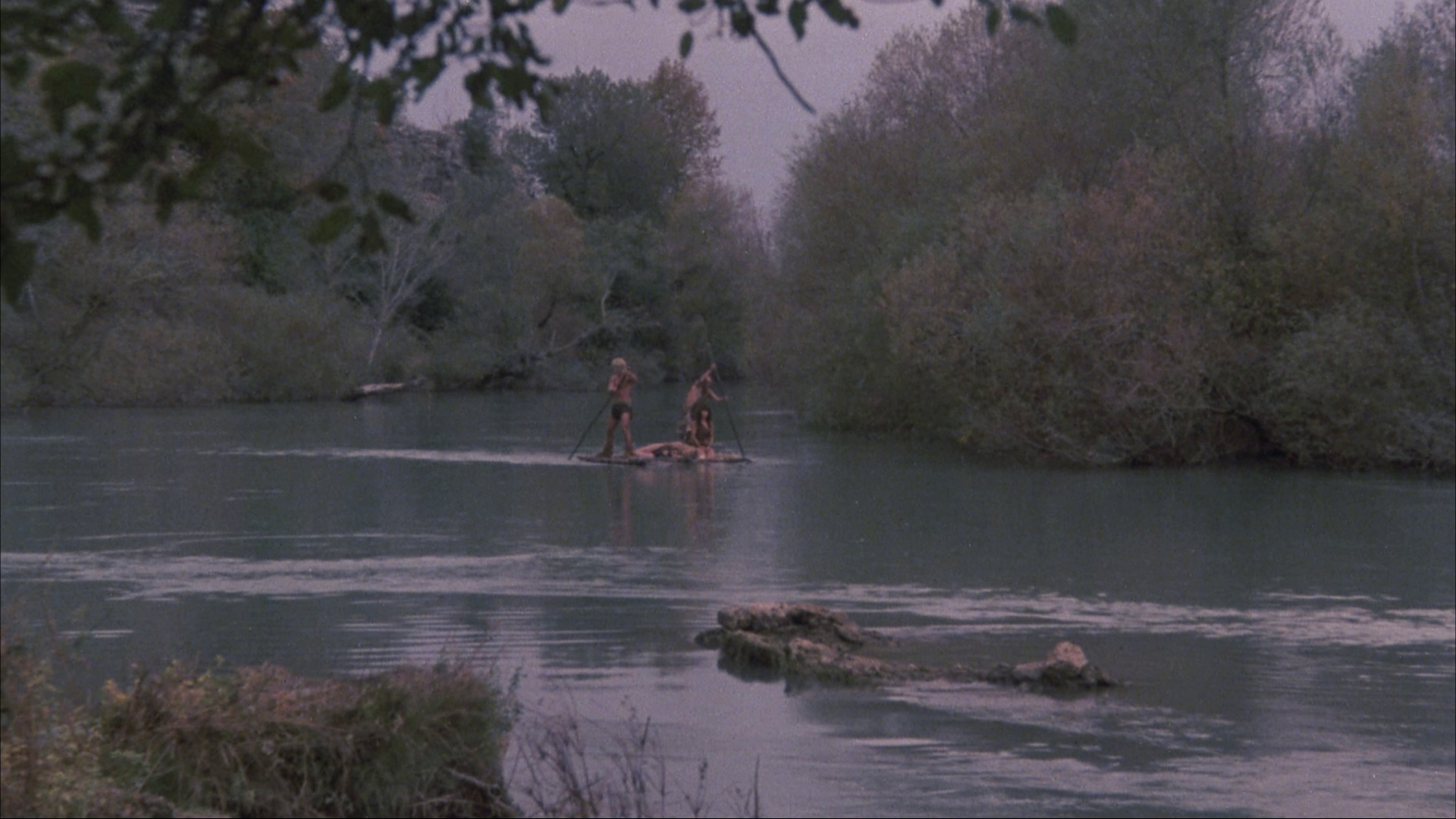 Yor: The Hunter from the Future (1983) Screenshot 5