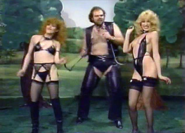 The Sex and Violence Family Hour (1983) Screenshot 1