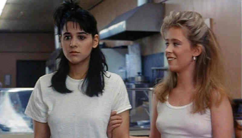 Bad Girls Dormitory (1986) Screenshot 4
