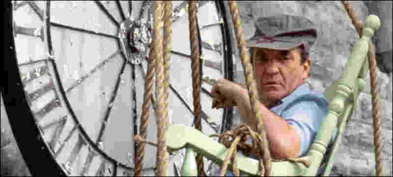 The Crime of Ovide Plouffe (1984) Screenshot 4