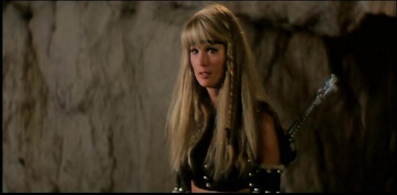 Hundra (1983) Screenshot 3