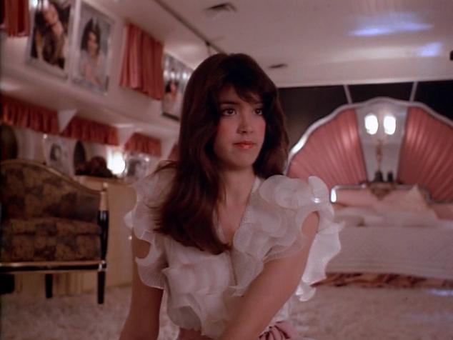 Lace (1984) Screenshot 3 