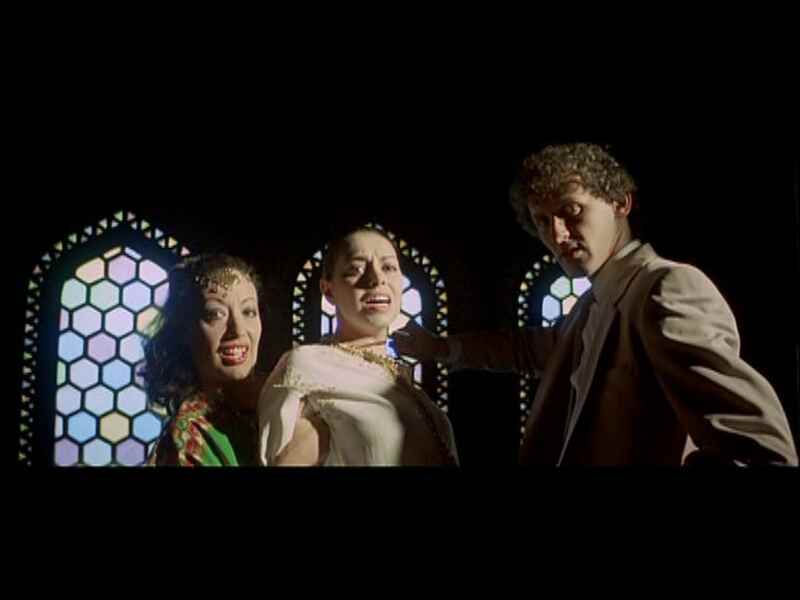 Night Has a Thousand Desires (1984) Screenshot 1