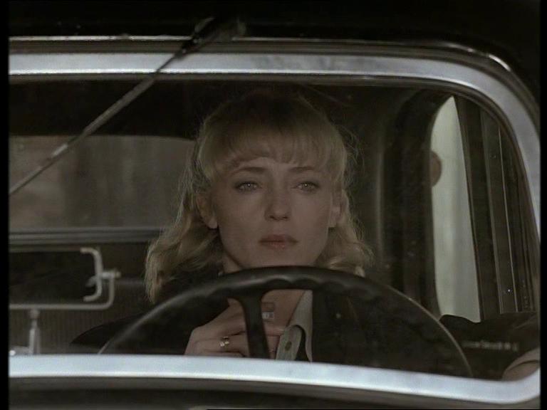 The Blood of Others (1984) Screenshot 3