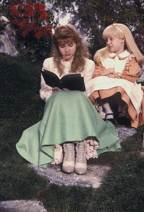 Alice in Wonderland (1985) Screenshot 1