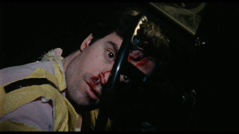 Horror House on Highway Five (1985) Screenshot 2