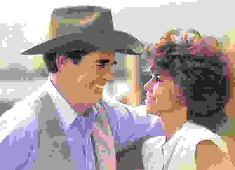 Murphy's Romance (1985) Screenshot 2