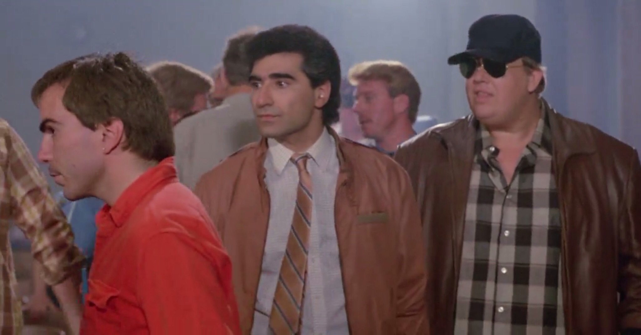 Armed and Dangerous (1986) Screenshot 1